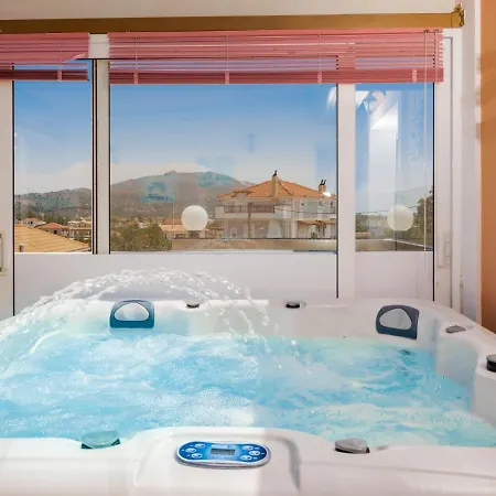 Matina's Family House With Your Private Jacuzzi! Casa vacanze Ambelokipoi (Zakynthos)