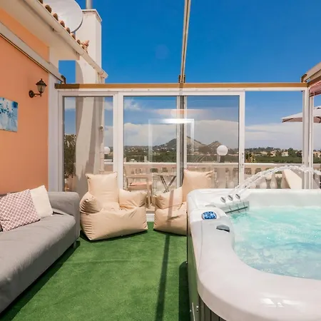 Casa vacanze Matina's Family House With Your Private Jacuzzi! Ambelokipoi (Zakynthos)